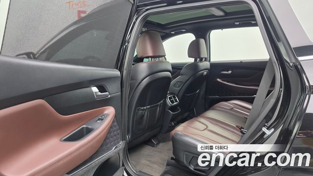 Hyundai Santafe 2019 — photo 12