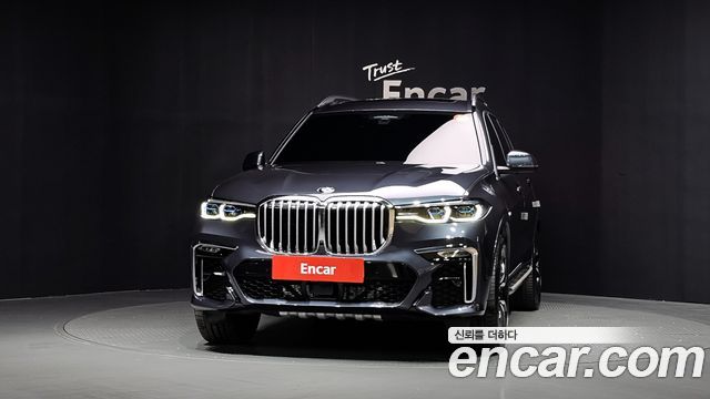 BMW X7 2022 — photo 3