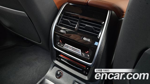 BMW X7 2022 — photo 19