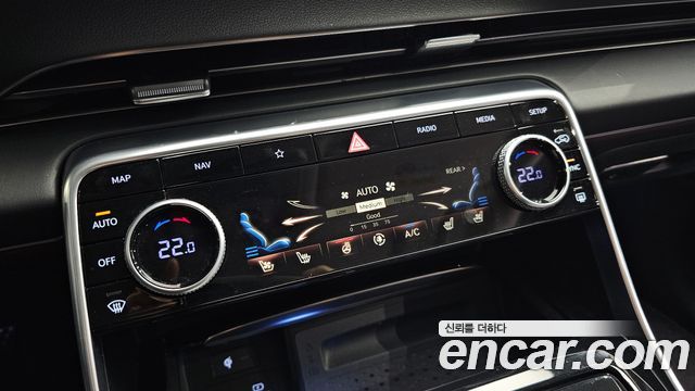 Genesis GV80 2020 — photo 15