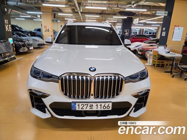 BMW X7 2022 — photo 3