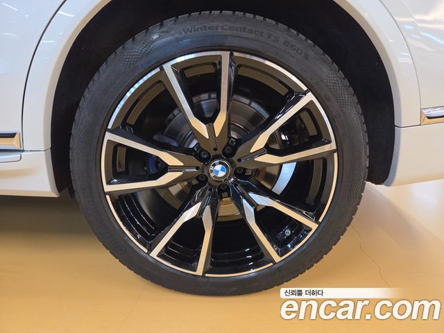 BMW X7 2022 — photo 5