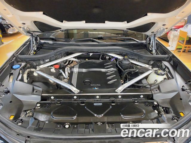 BMW X7 2022 — photo 6