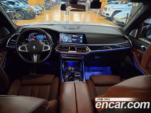 BMW X7 2022 — photo 7