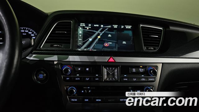 Hyundai Genesis 2015 — photo 16