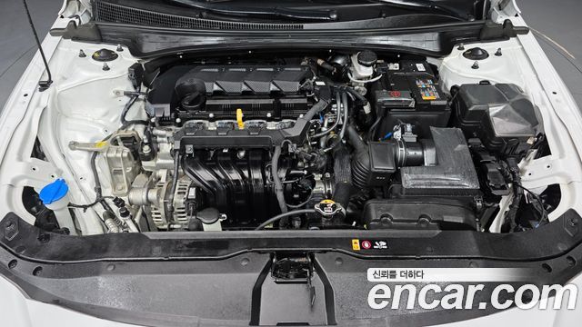 Hyundai AVANTE 2024 — photo 6