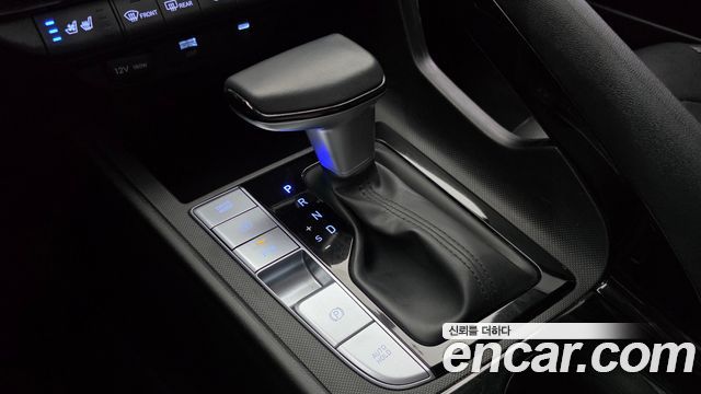 Hyundai AVANTE 2024 — photo 12