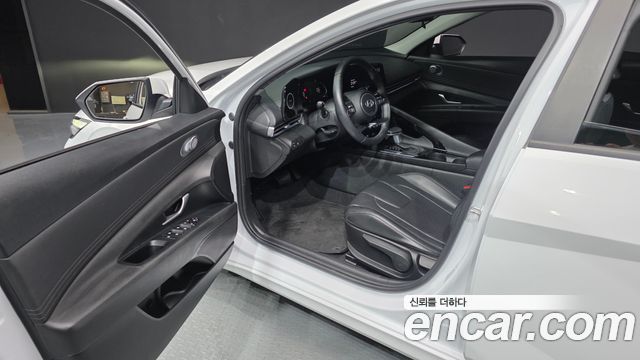 Hyundai AVANTE 2024 — photo 13