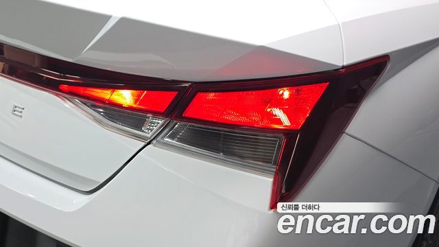 Hyundai AVANTE 2024 — photo 9