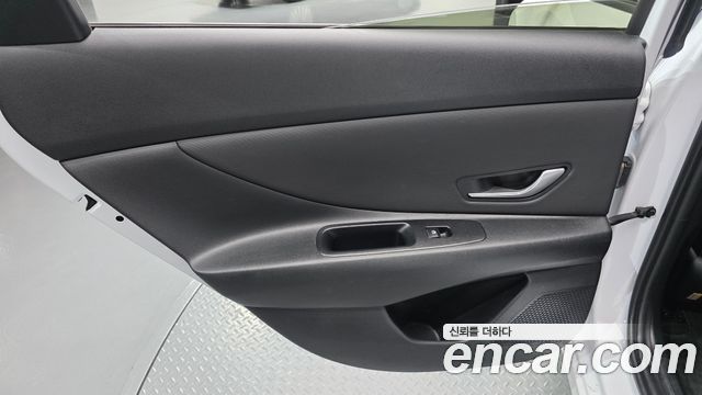 Hyundai AVANTE 2024 — photo 15