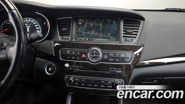 Kia K7 2013 — photo 13