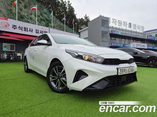 Kia K3 2022 — photo 2