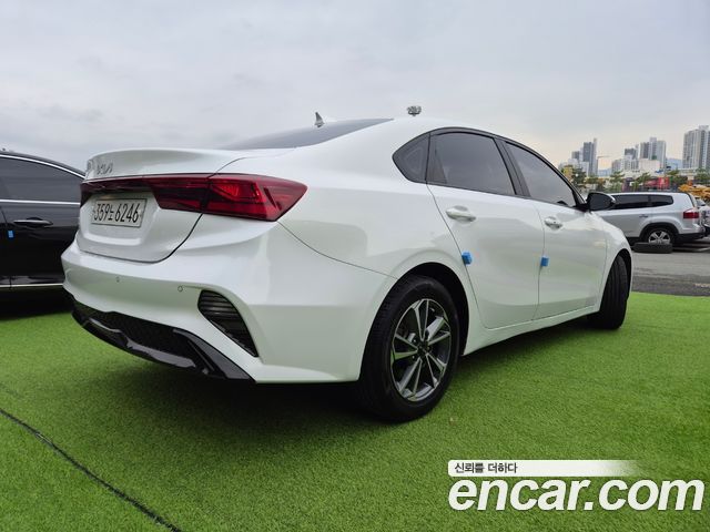 Kia K3 2022 — photo 4
