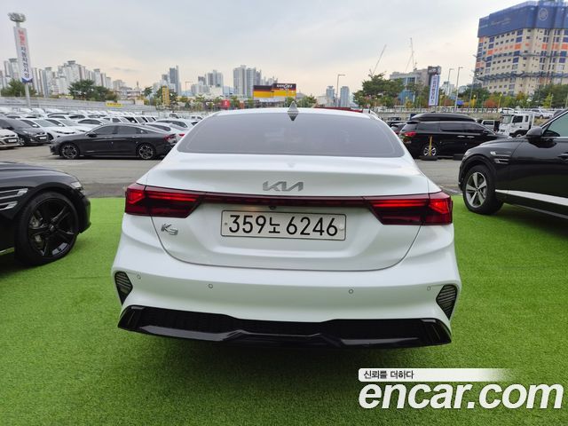 Kia K3 2022 — photo 5