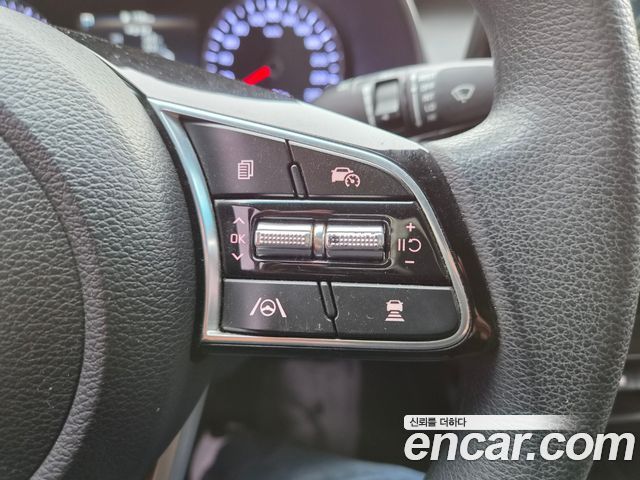 Kia K3 2022 — photo 12