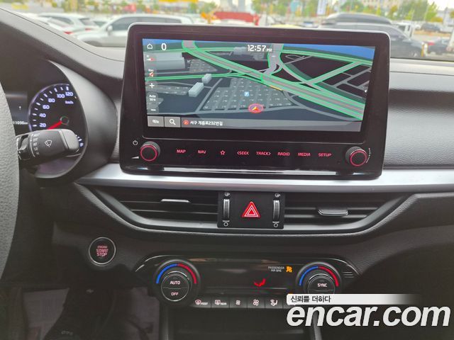 Kia K3 2022 — photo 14