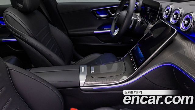 Mercedes-Benz C-Class 2024 — photo 9