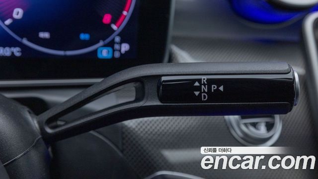 Mercedes-Benz C-Class 2024 — photo 19