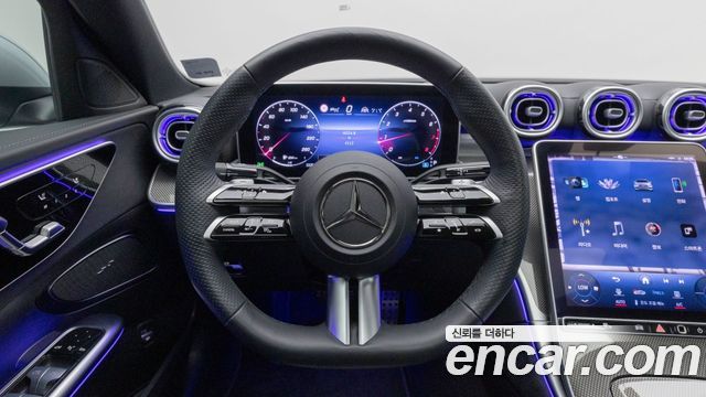 Mercedes-Benz C-Class 2024 — photo 20