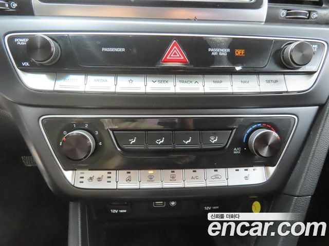 Hyundai Sonata 2019 — photo 12