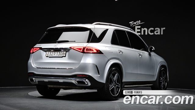Mercedes-Benz GLE-Class 2019 — photo 2