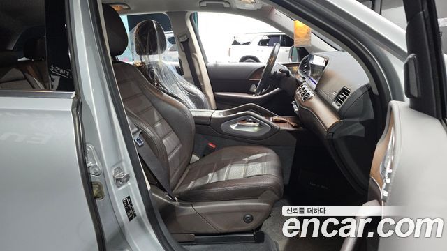Mercedes-Benz GLE-Class 2019 — photo 18
