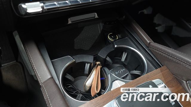 Mercedes-Benz GLE-Class 2019 — photo 24