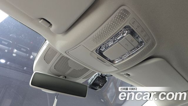 Mercedes-Benz GLE-Class 2019 — photo 26