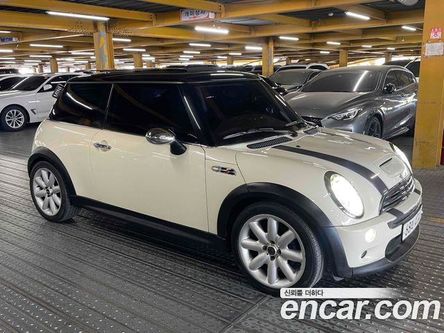 Mini Cooper 2006 — photo 3