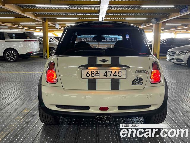 Mini Cooper 2006 — photo 5