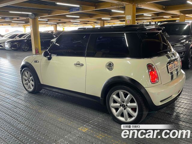 Mini Cooper 2006 — photo 6