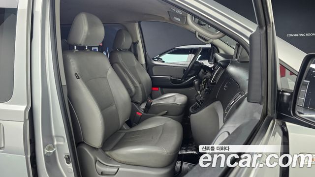 Hyundai Starex 2016 — photo 13