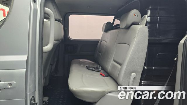 Hyundai Starex 2016 — photo 18