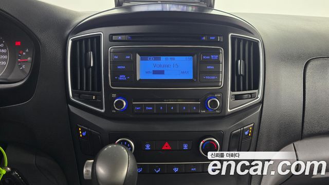 Hyundai Starex 2016 — photo 22
