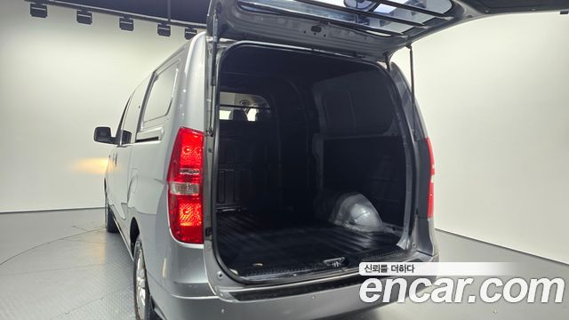 Hyundai Starex 2016 — photo 26