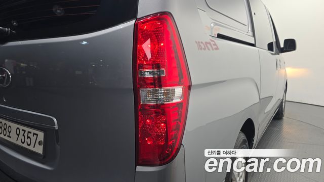 Hyundai Starex 2016 — photo 9