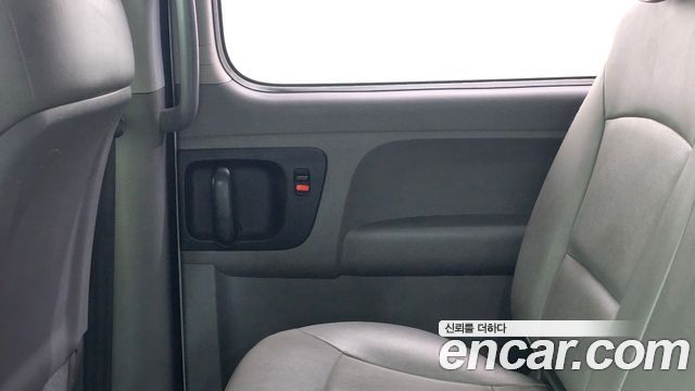 Hyundai Starex 2016 — photo 15