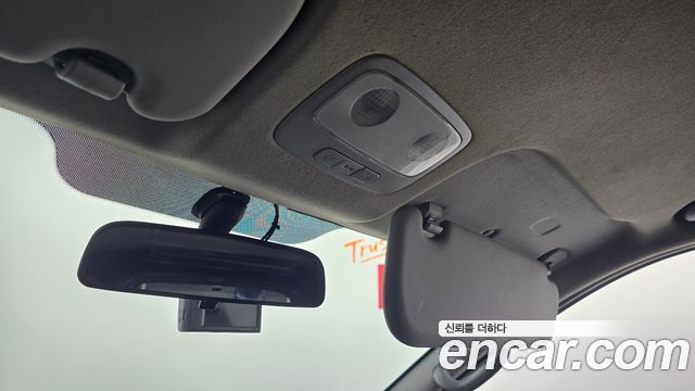 Hyundai Starex 2016 — photo 31