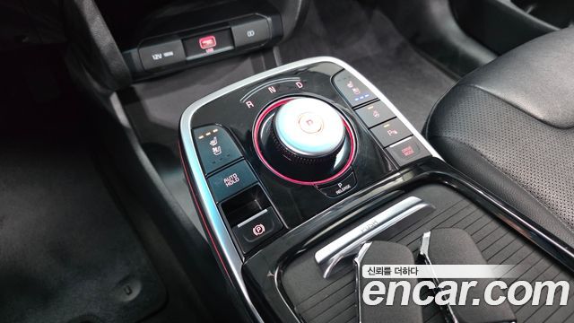 Kia Niro 2023 — photo 12