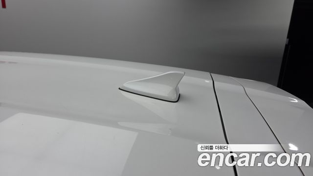 Kia Niro 2023 — photo 25