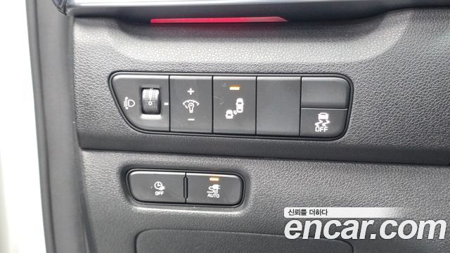 Kia Niro 2023 — photo 26