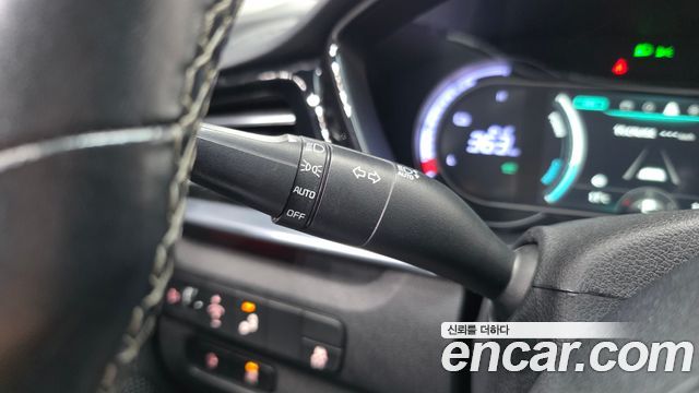 Kia Niro 2023 — photo 30