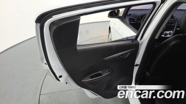 Chevrolet Korea Spark 2017 — photo 15