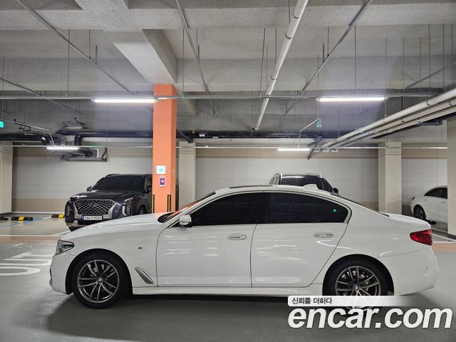 BMW 5-Series 2018 — photo 4