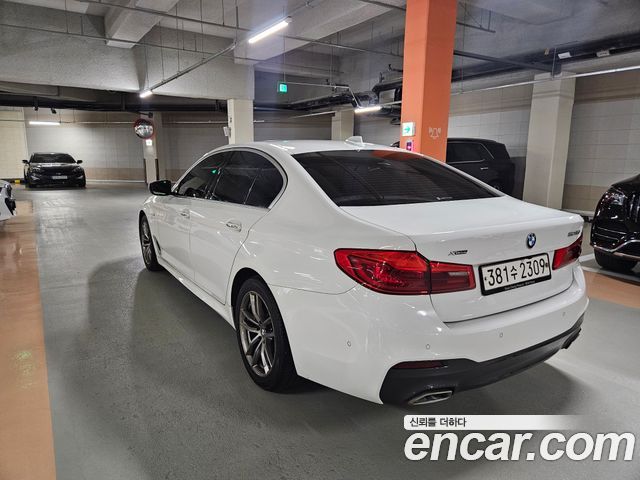 BMW 5-Series 2018 — photo 5