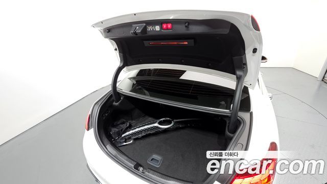 Mercedes-Benz C-Class 2024 — photo 20