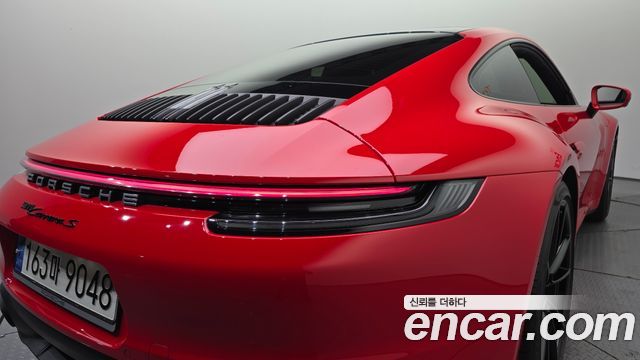 Porsche 911 2021 — photo 9