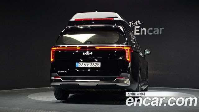 Kia Canival 2025 — photo 4