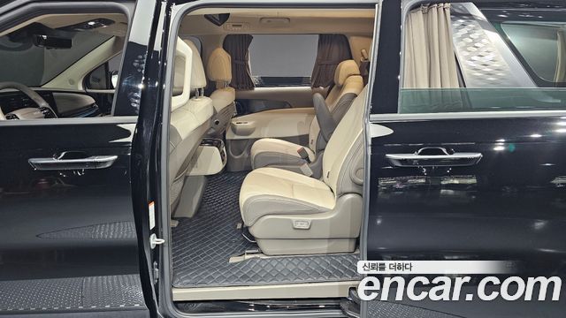 Kia Canival 2025 — photo 11