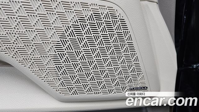 Kia Canival 2025 — photo 18
